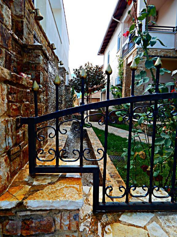Panorama Apartments And Studios Chrysi Ammoudia Exterior photo